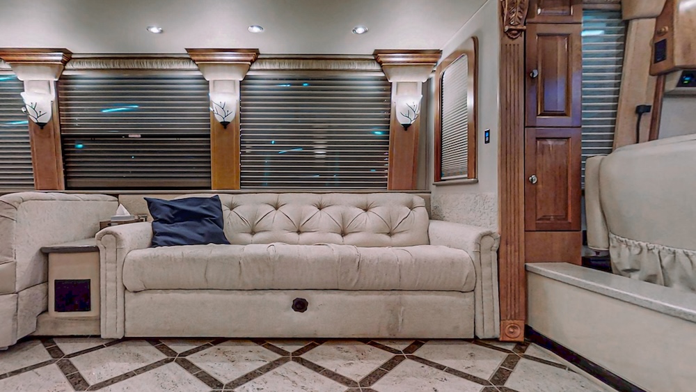2006 Prevost Royale XLII For Sale